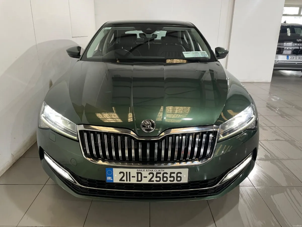 Skoda Superb STYLE 2.0 TDI 150HP FULL SERVICE HIST - Image 2