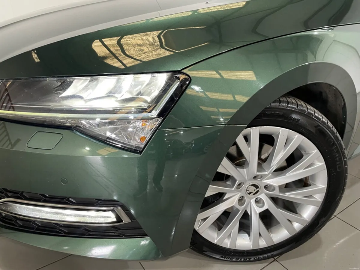 Skoda Superb STYLE 2.0 TDI 150HP FULL SERVICE HIST - Image 4