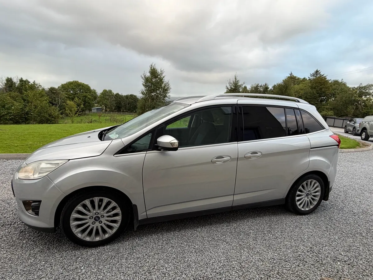 2014 Ford Grand C-Max 2.0 TDCI Auto 7 seater - Image 3