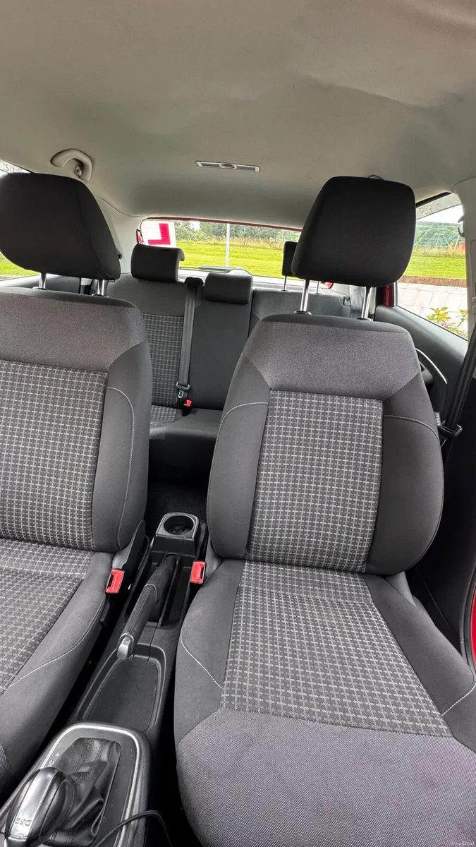 Volkswagen Polo - Image 2