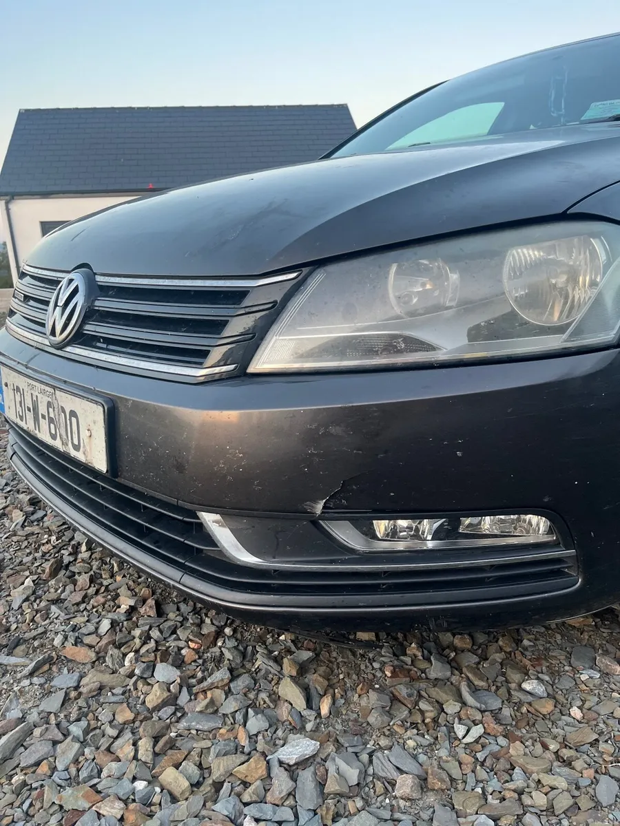 Volkswagen Passat 2013 - Image 4