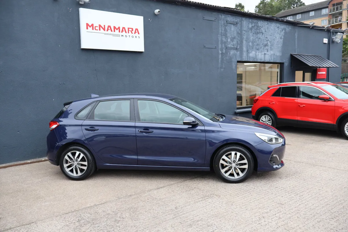 Hyundai i30 Deluxe 81000Km New Brakes Tyres & NCT! - Image 2
