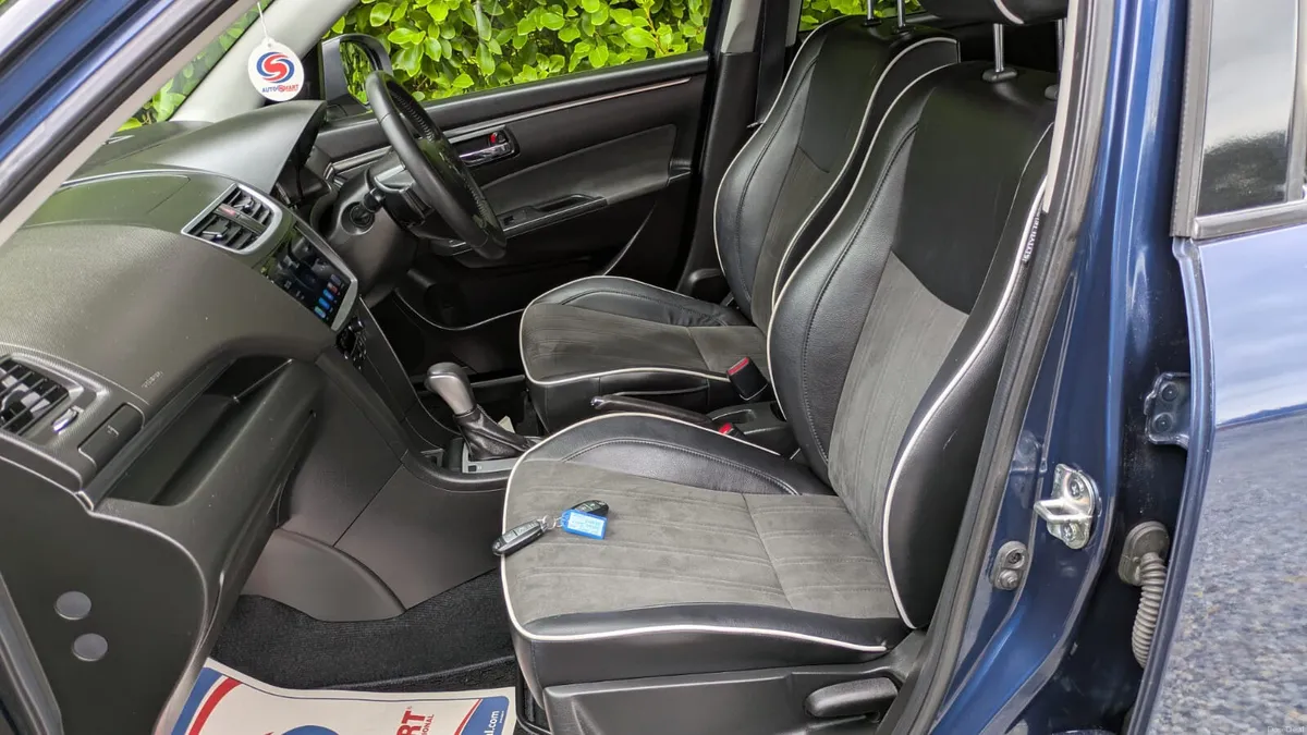 Low Mileage Suzuki Swift 1.2 Auto Style, 2015 - Image 3