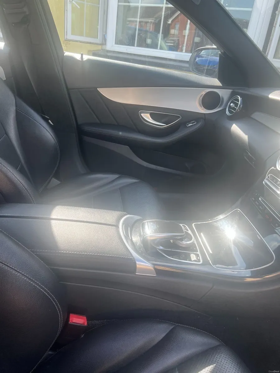 Mercedes-Benz C-Class 2016 - Image 2