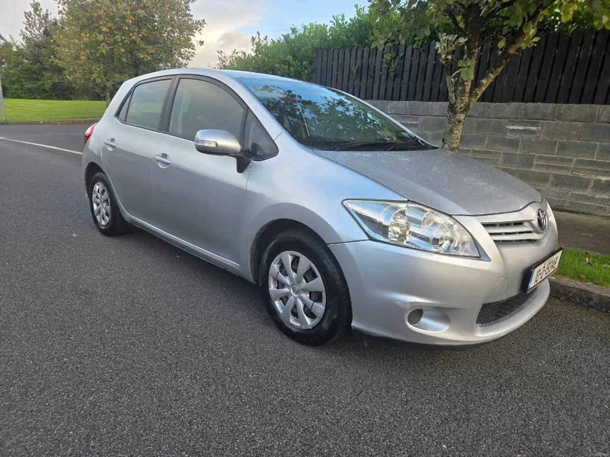 10 Auris 1.3P 1 Yr NCT Only 89k Miles - Image 1