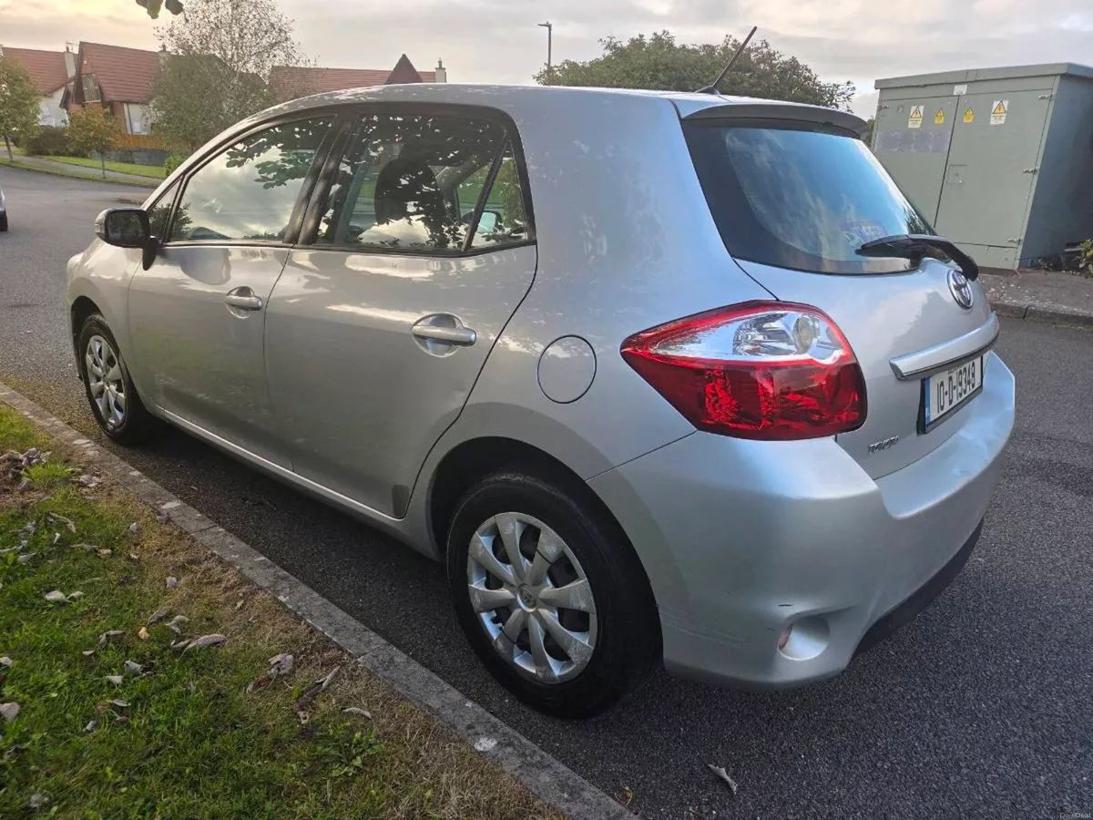 10 Auris 1.3P 1 Yr NCT Only 89k Miles - Image 4