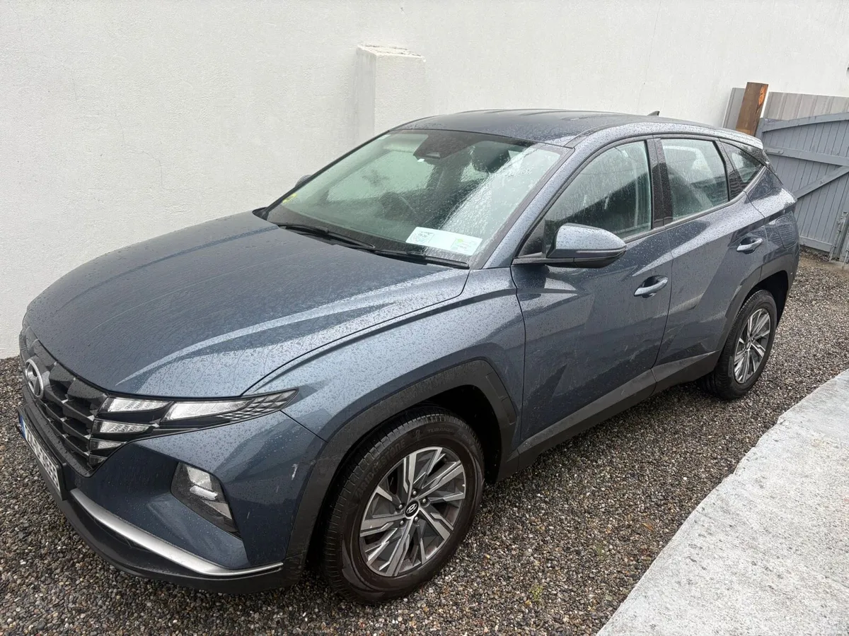 Hyundai Tucson one owner - Image 2