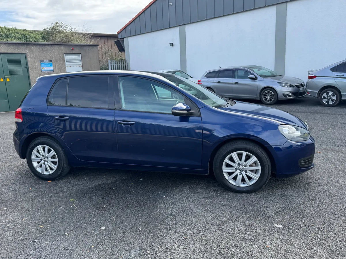 Volkswagen Golf 2013 Automatic 1.2 Petrol - Image 4