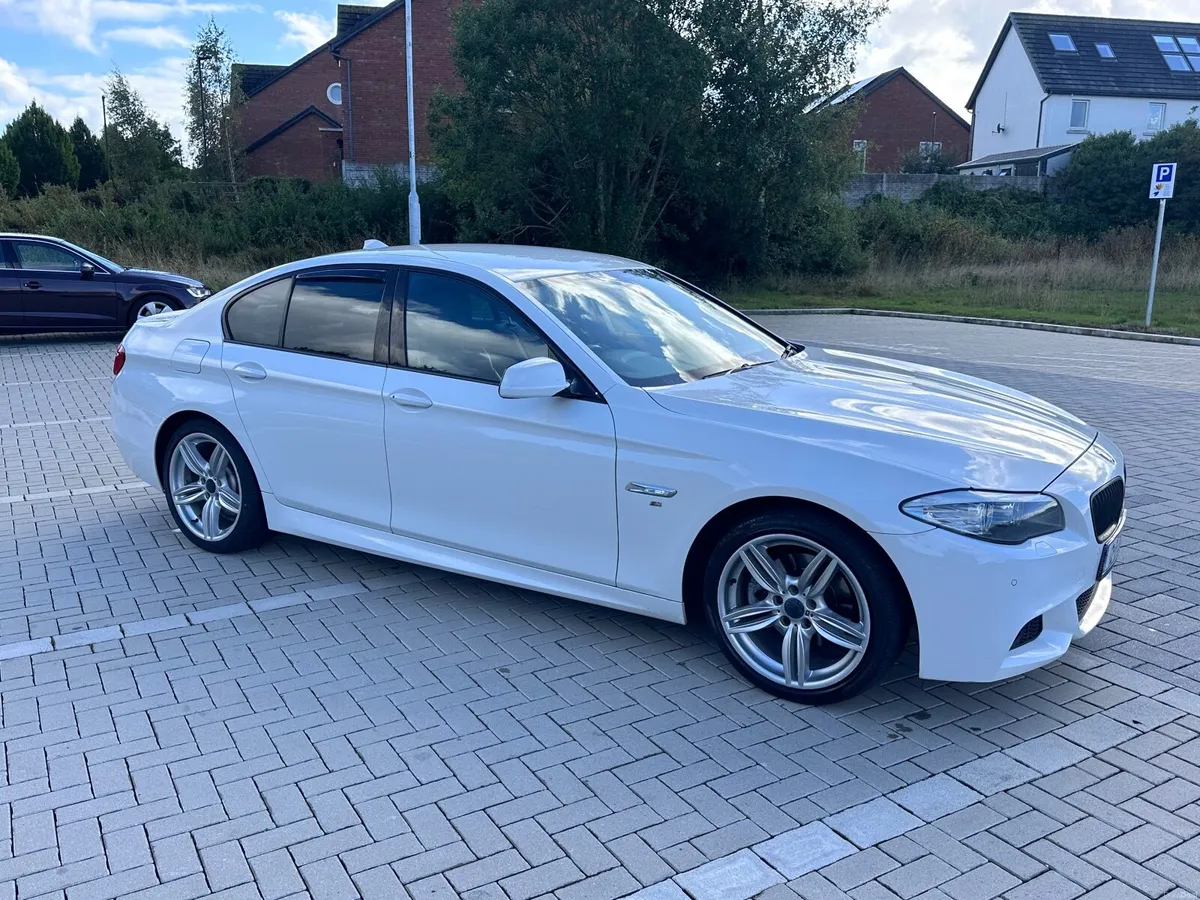 BMW 5-Series MSport 2012 - Image 5