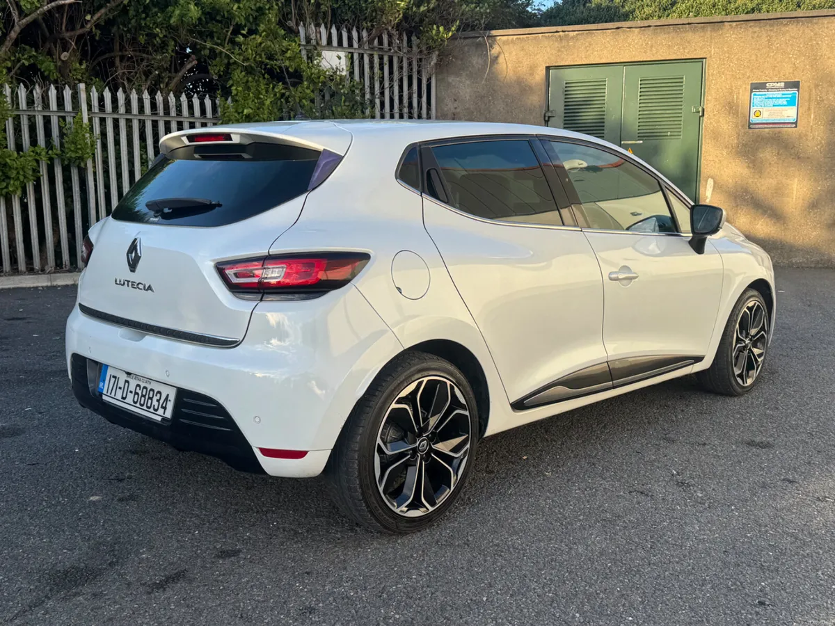 Renault Clio 1.2 Automatic 2017 - Image 4