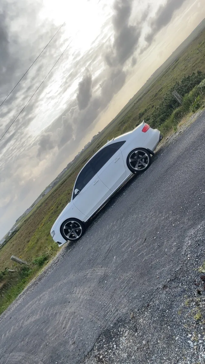 Audi a4 sline - Image 2