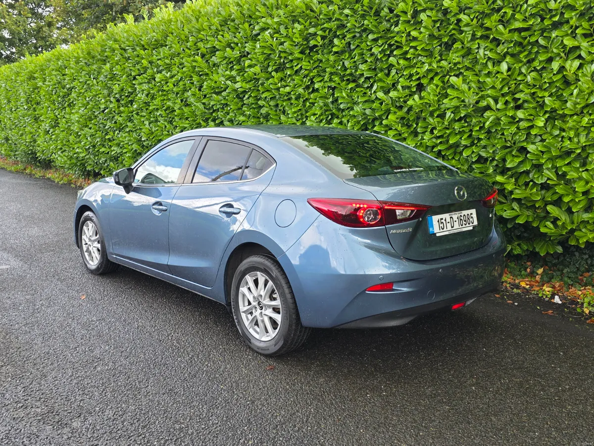 2015 Mazda 3 Executive SE Low Mileage 1 Owner - Image 4