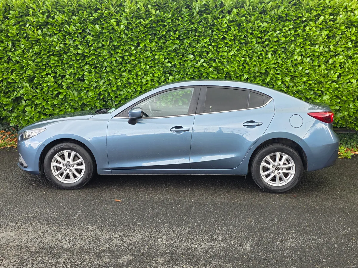 2015 Mazda 3 Executive SE Low Mileage 1 Owner - Image 3