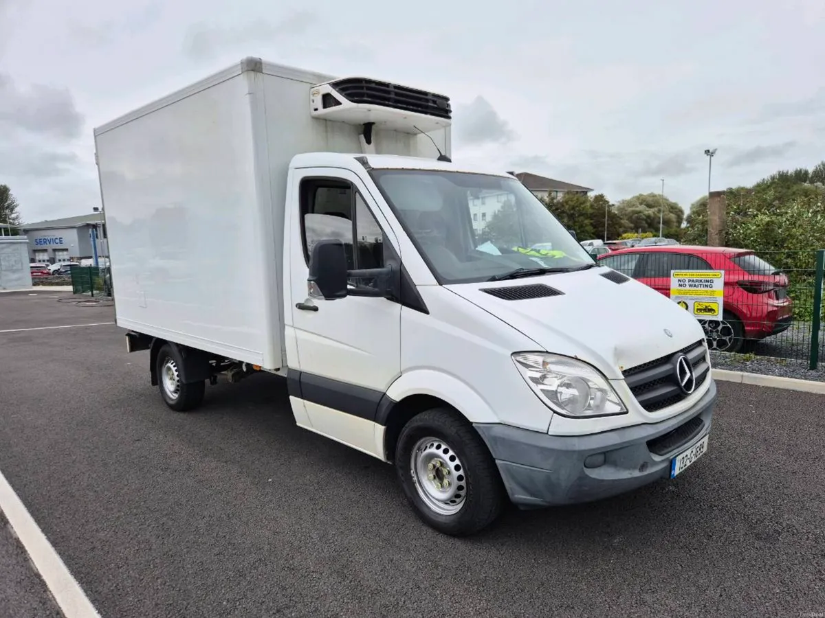 2013 MERCEDES SPRINTER - Image 2