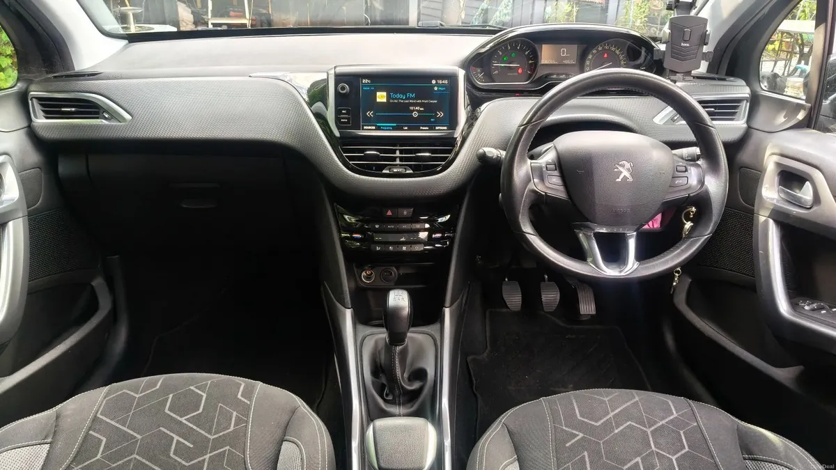 Peugeot 2008 2019 - Image 3
