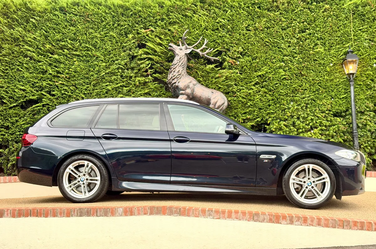 BMW 5-Series M-Sport Touring 2017 - Image 3