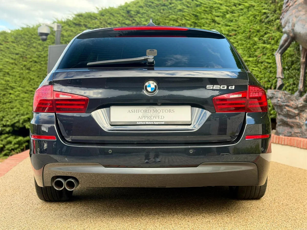 BMW 5-Series M-Sport Touring 2017 - Image 6
