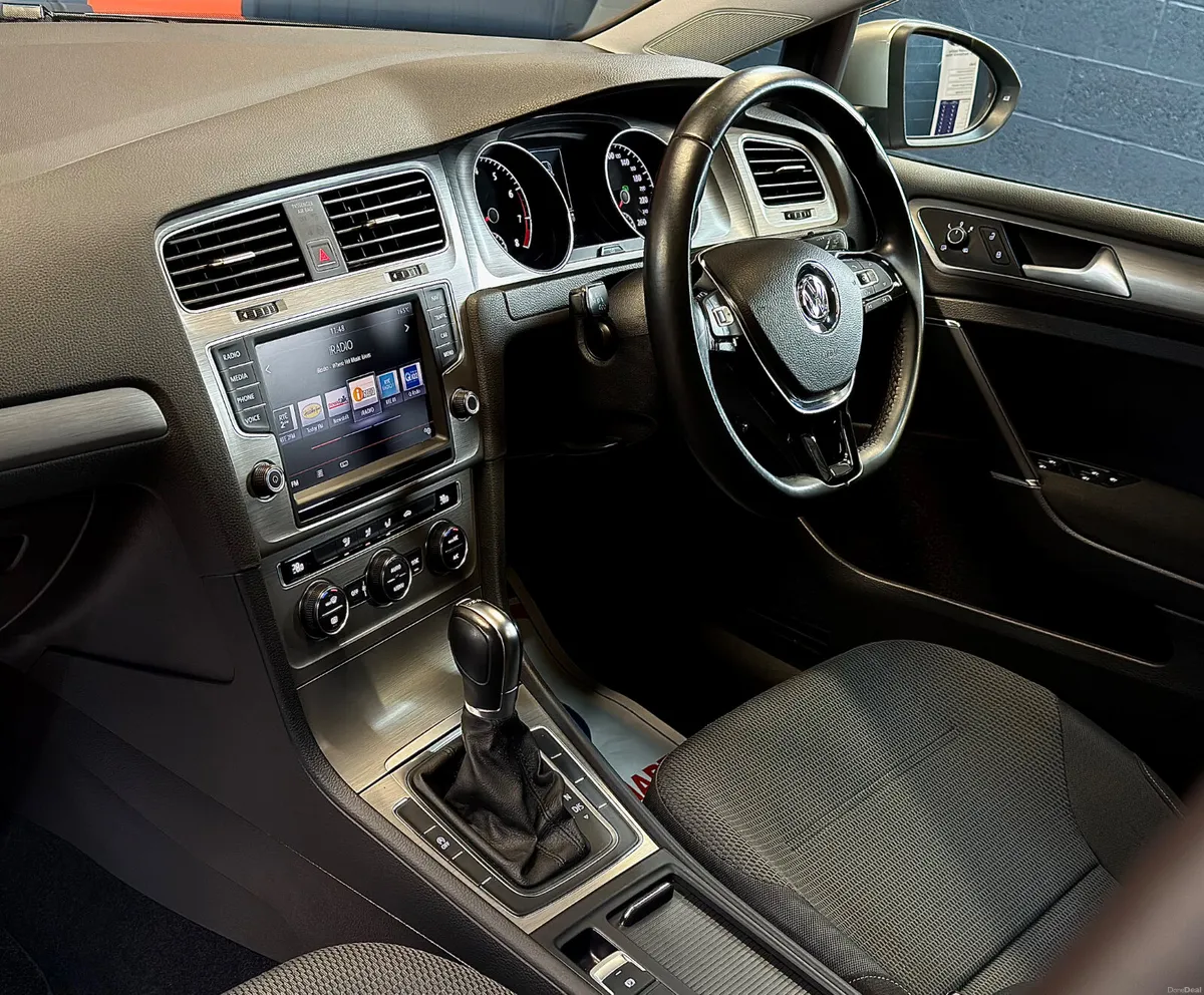 2015 Volkswagen Golf 1.2TSi Auto DSG Comfortline - Image 4