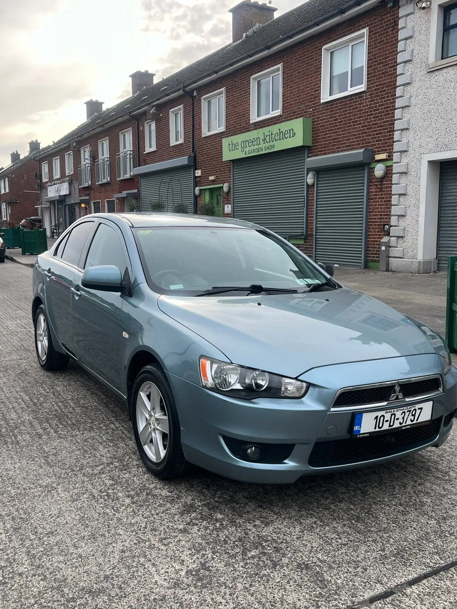 Car - Image 1