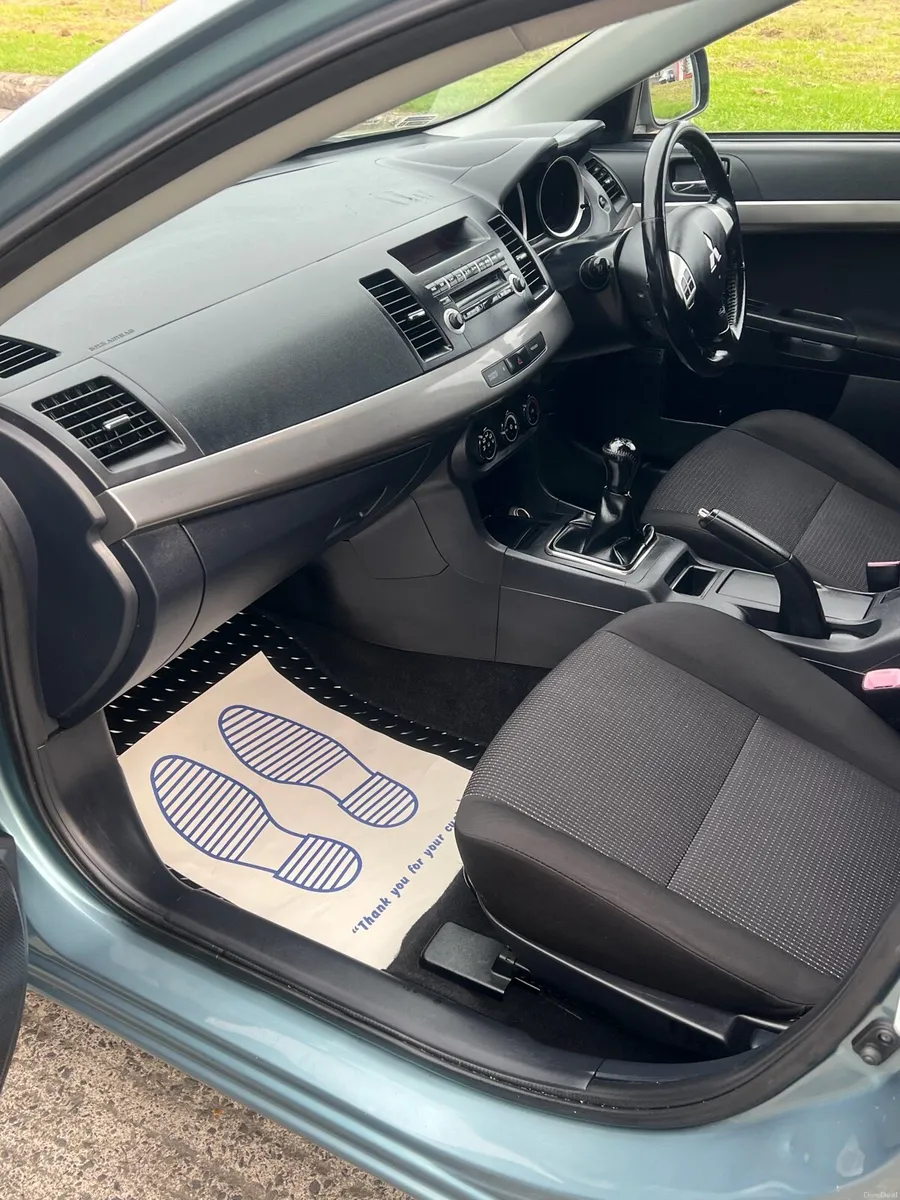 Car - Image 4