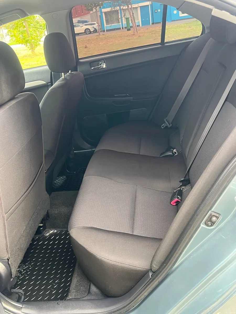 Car - Image 6