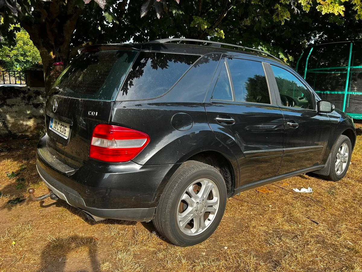 Mercedes ml 320 5seater crew cab 333tax mint - Image 2
