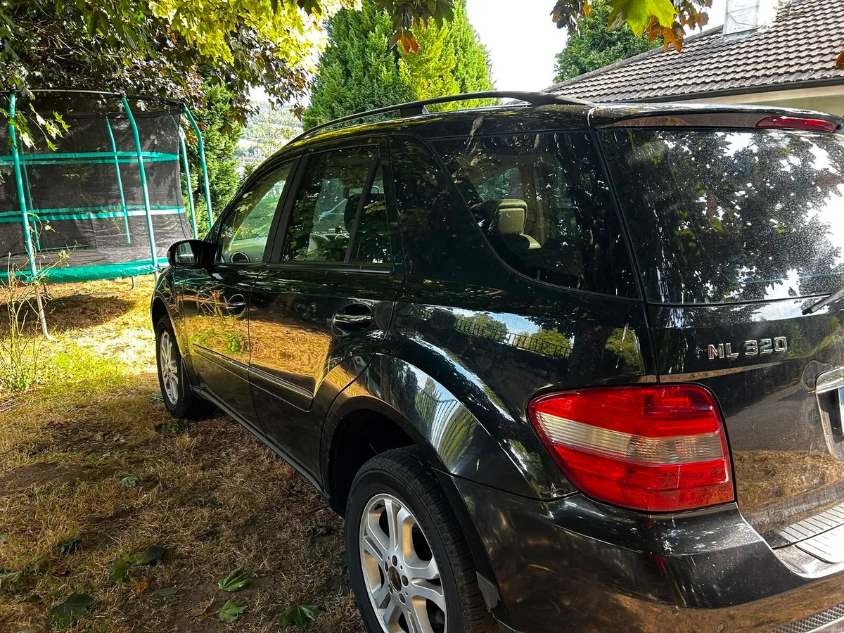 Mercedes ml 320 5seater crew cab 333tax mint - Image 5
