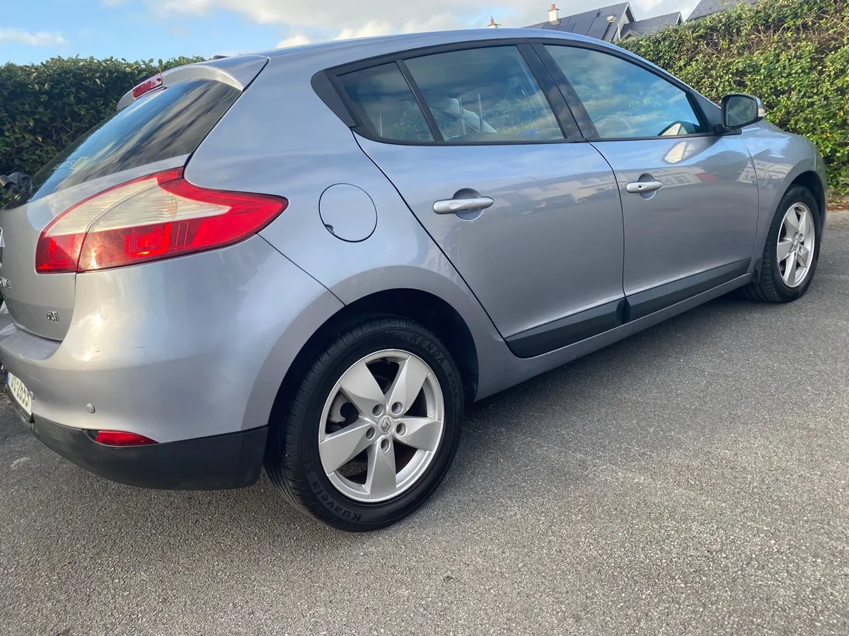 RENAULT MEGANE AS NEW TOM TOM NEW NCT - Image 2