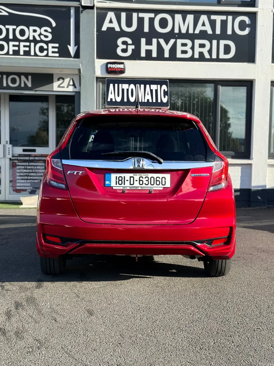 2018 Honda JAZZ/Fit 1.5 Hybrid Auto, Top Specs - Image 4