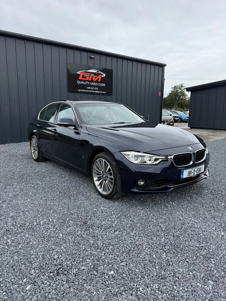 2018 BMW 330e Automatic Luxury - Image 1