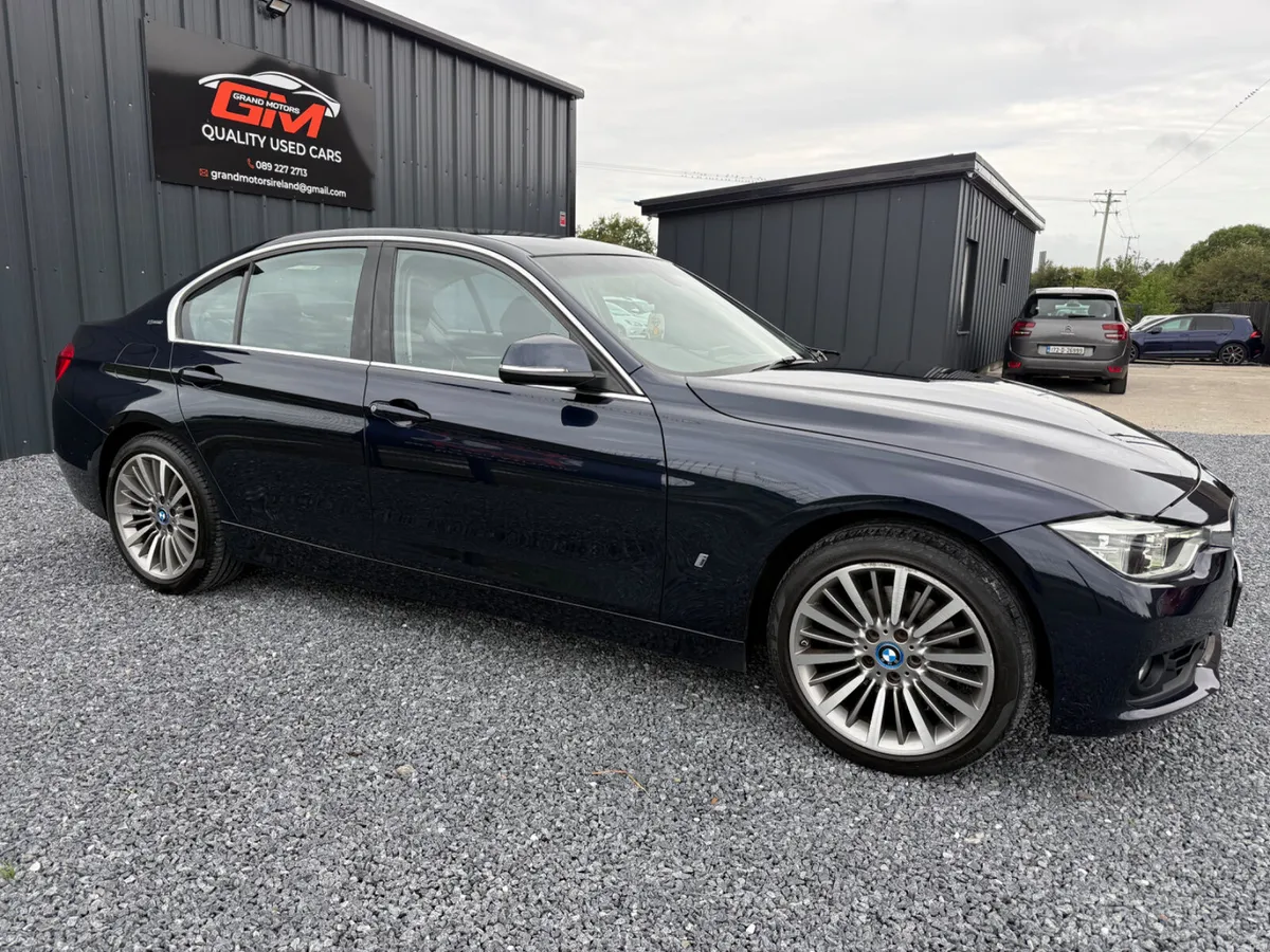 2018 BMW 330e Automatic Luxury - Image 6