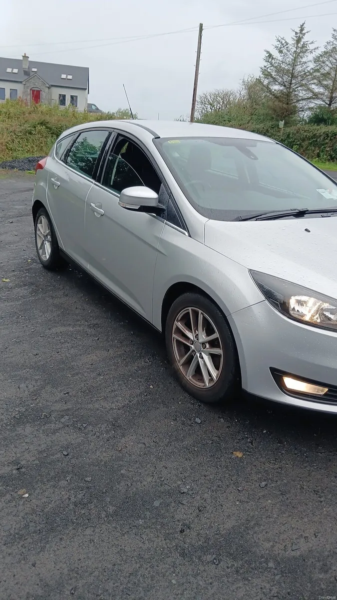 2015 [152] ford focus 1.0L 5 speed low km nct - Image 2