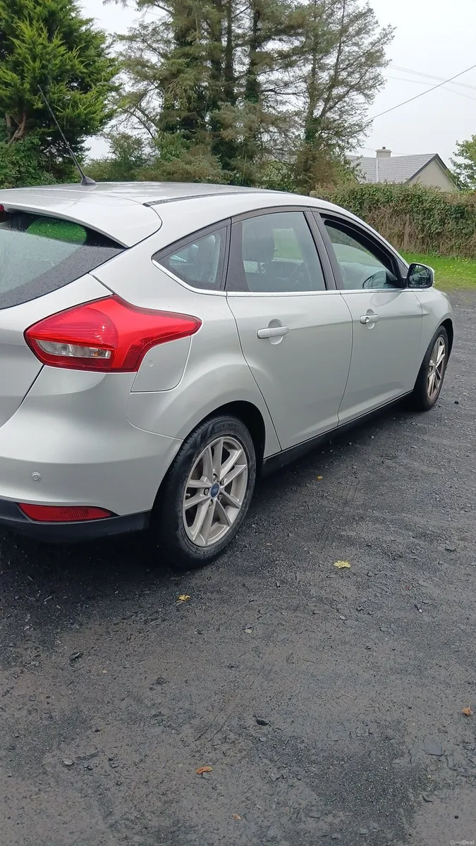 2015 [152] ford focus 1.0L 5 speed low km nct - Image 5