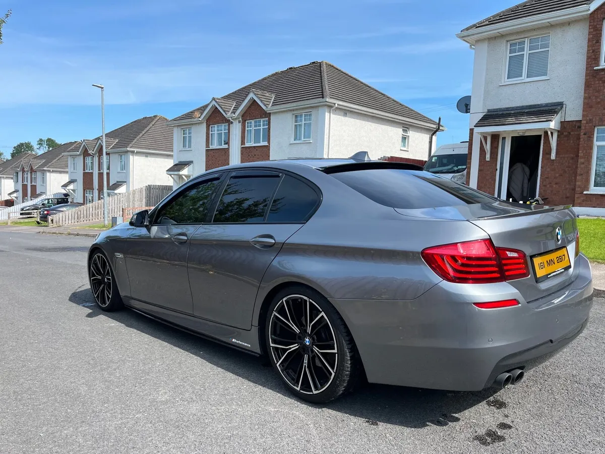 BMW 5-Series 2016 - Image 5