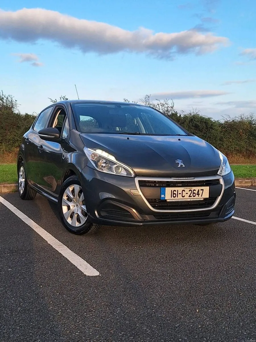 PEUGEOT 208 DIESEL "LOW KMS" - Image 5