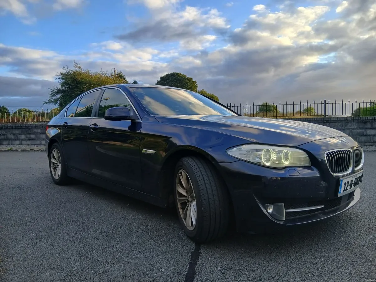 BMW 5-Series 2012 - Image 1
