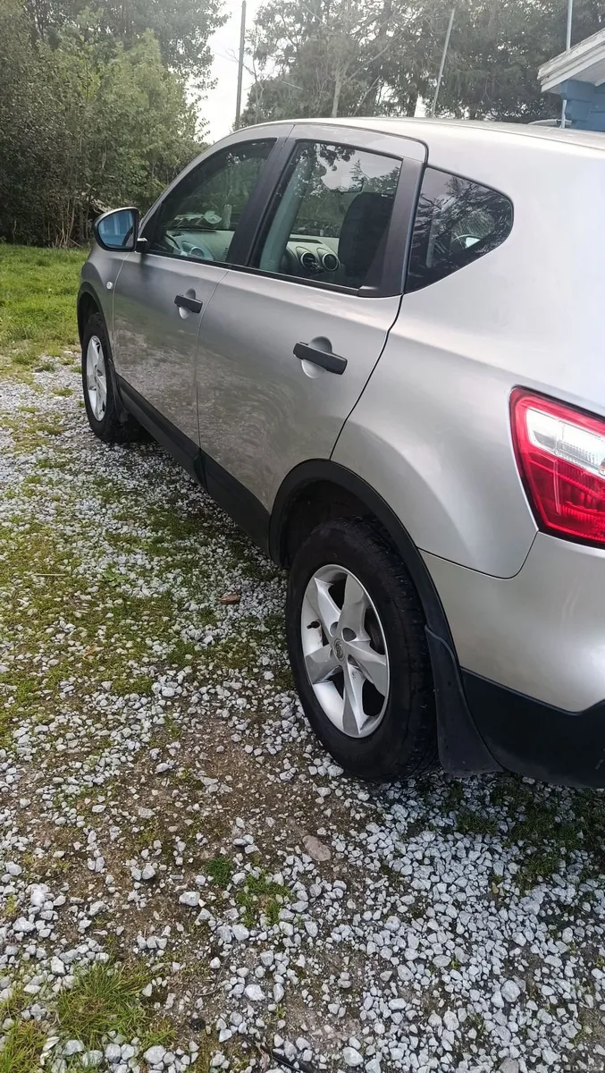 Nissan Qashqai 2013 - Image 4