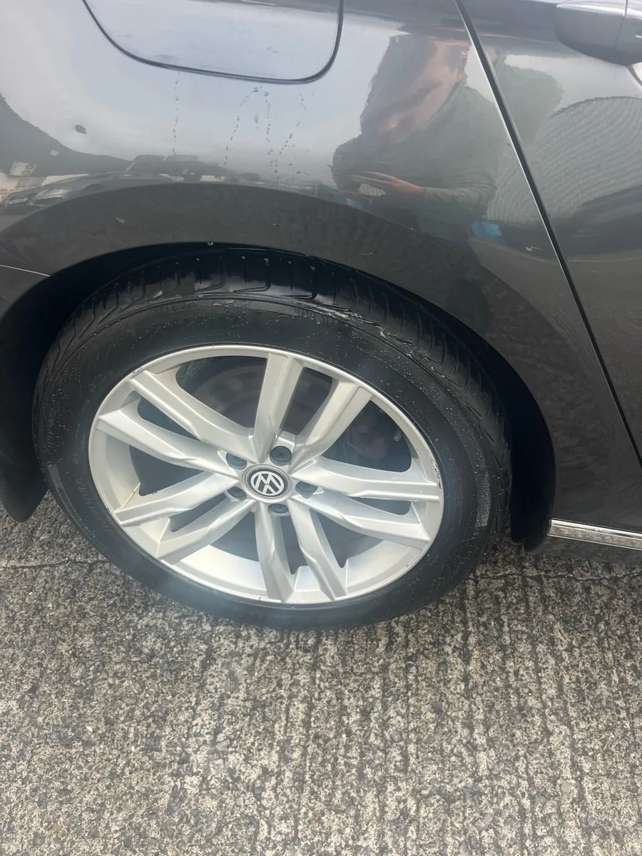 2018 Volkswagen Passat GT line - Image 5