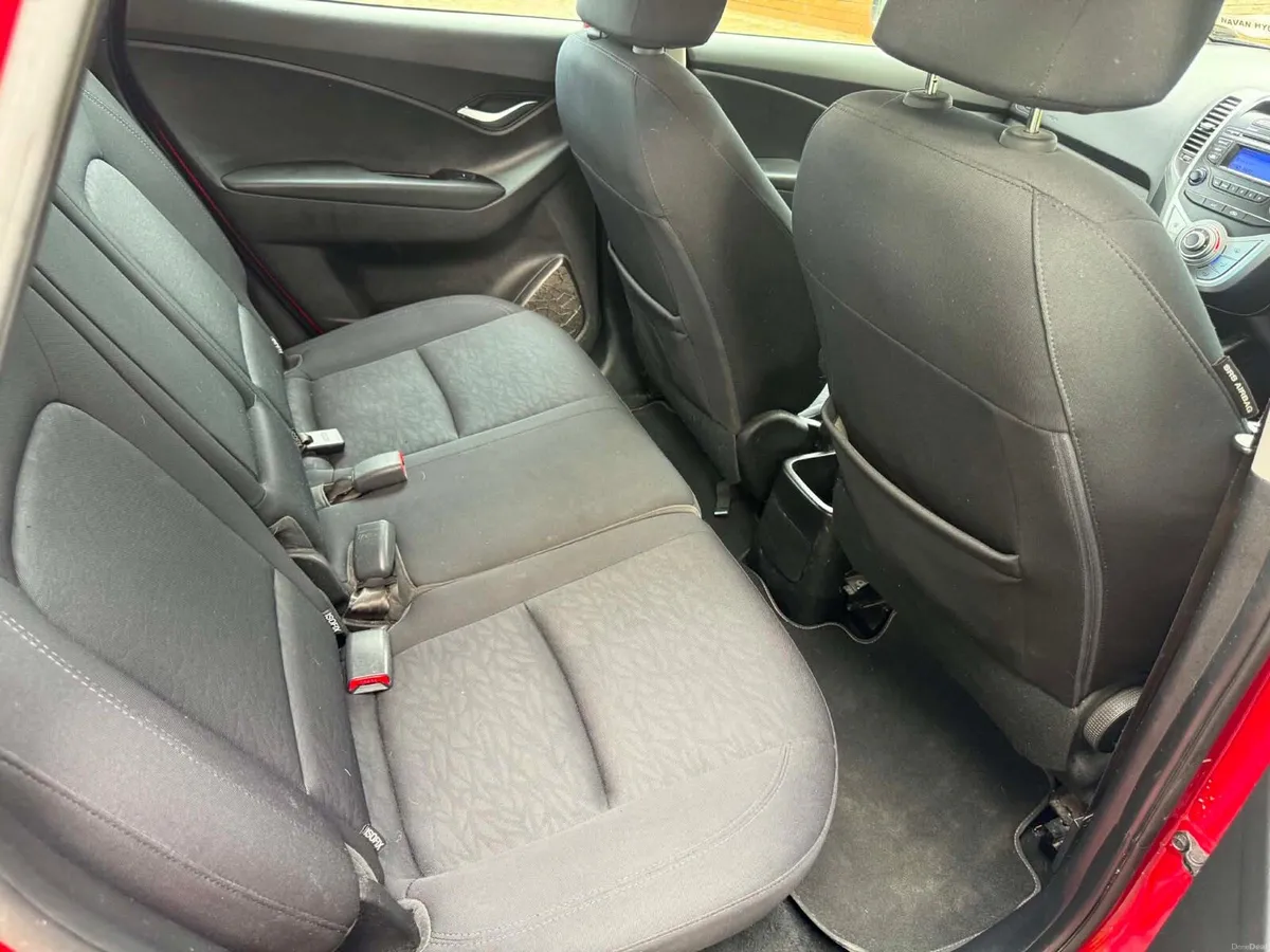 2017 Hyundai ix20 nct - Image 6