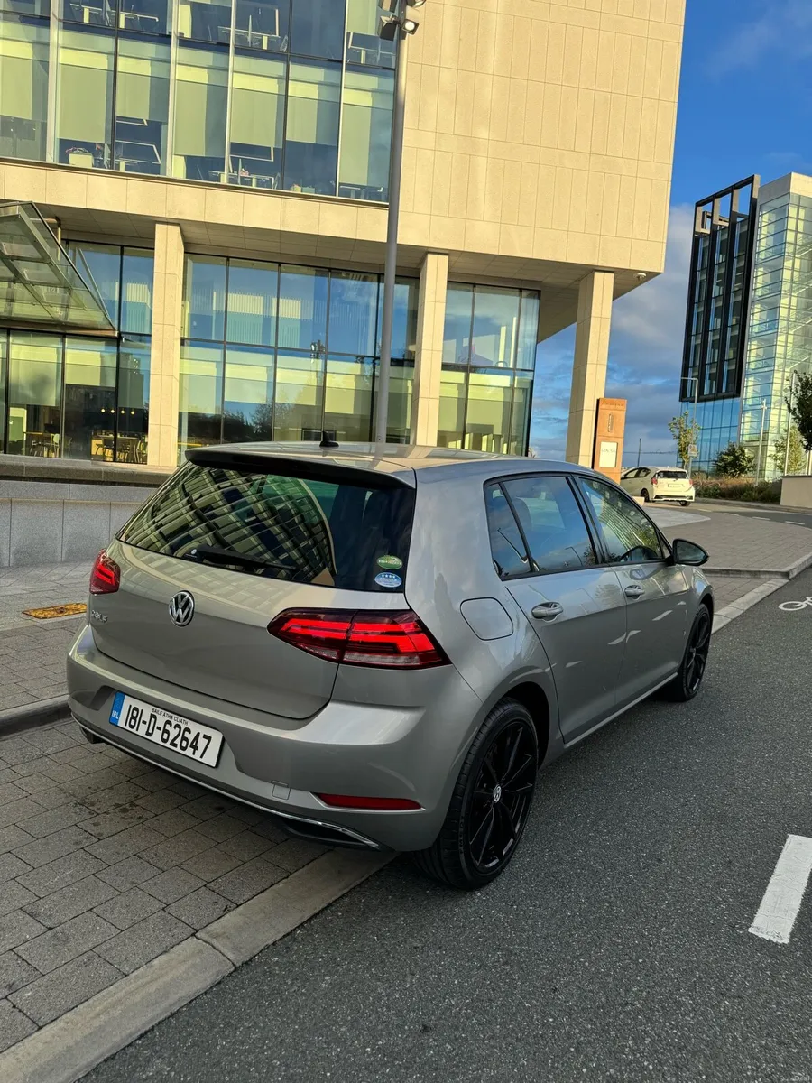 Volkswagen Golf 2018 TSI 1.2 Automatic 39,000 KM - Image 3