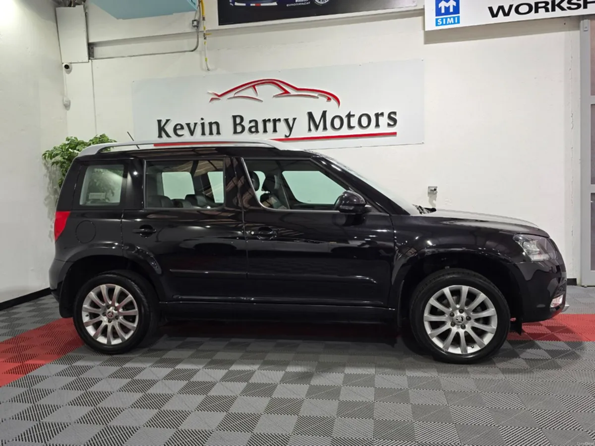 Skoda Yeti 2.0TDi ELEGANCE (4X4) 140BHP 6 SPEED MA - Image 4