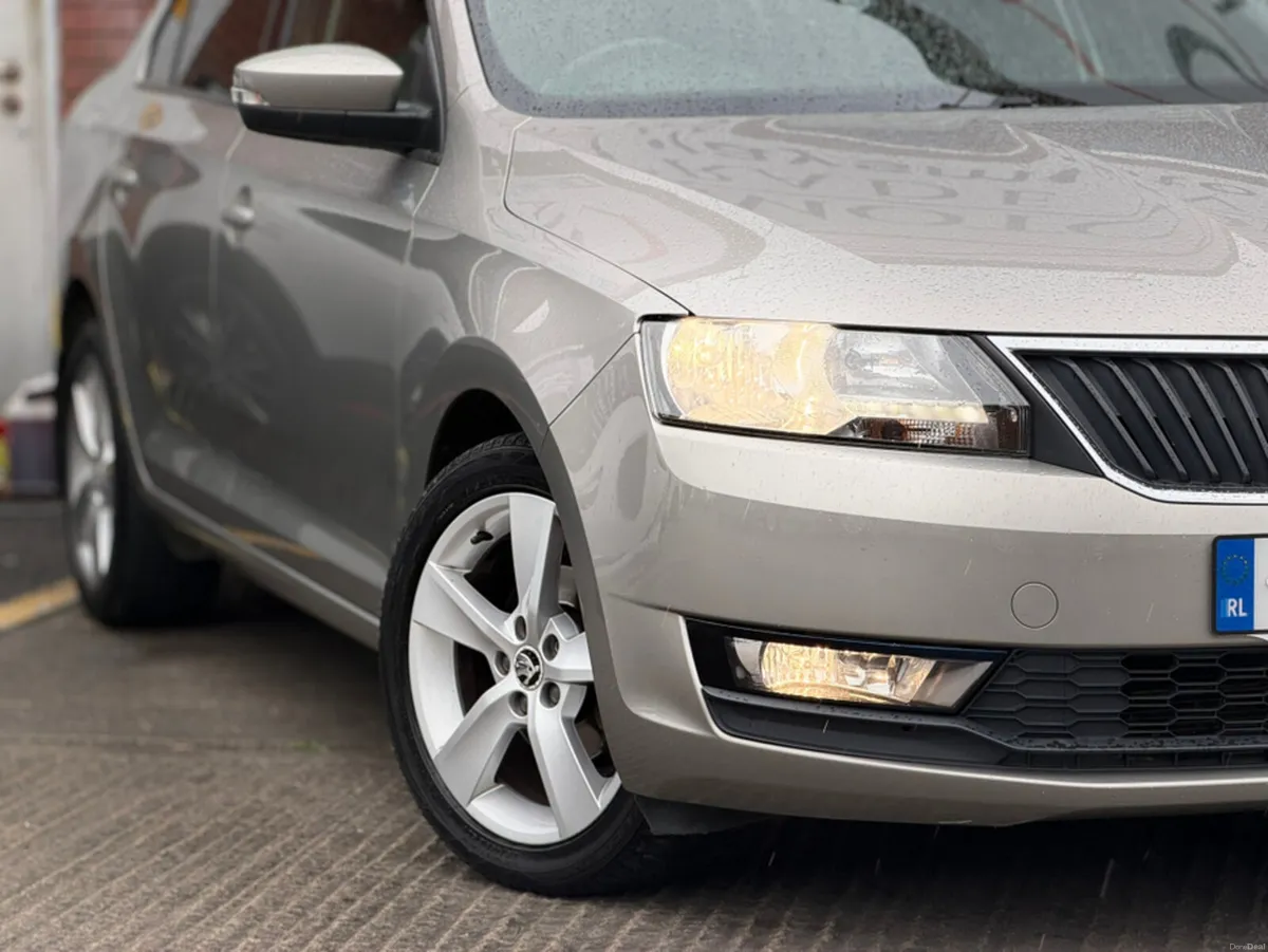 Skoda Rapid 1.0 TSI AMBITION 5DR - MINT - Image 5
