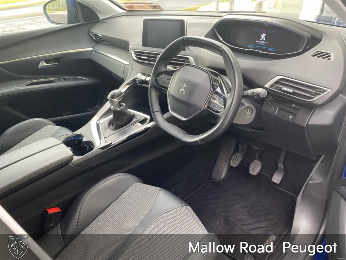 Peugeot 3008 ALLURE 1.2 Petrol Manual 131BHP - Image 2