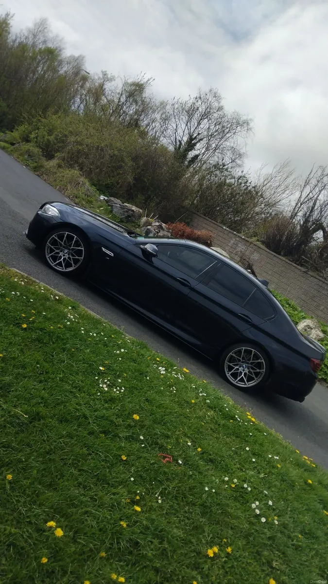 BMW 5-Series 2015 RANGROVER BMW 1 SERIOUS - Image 1