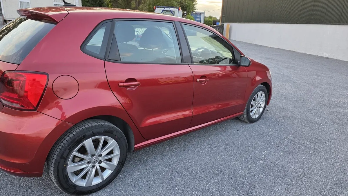 Volkswagen polo 2016 - Image 2