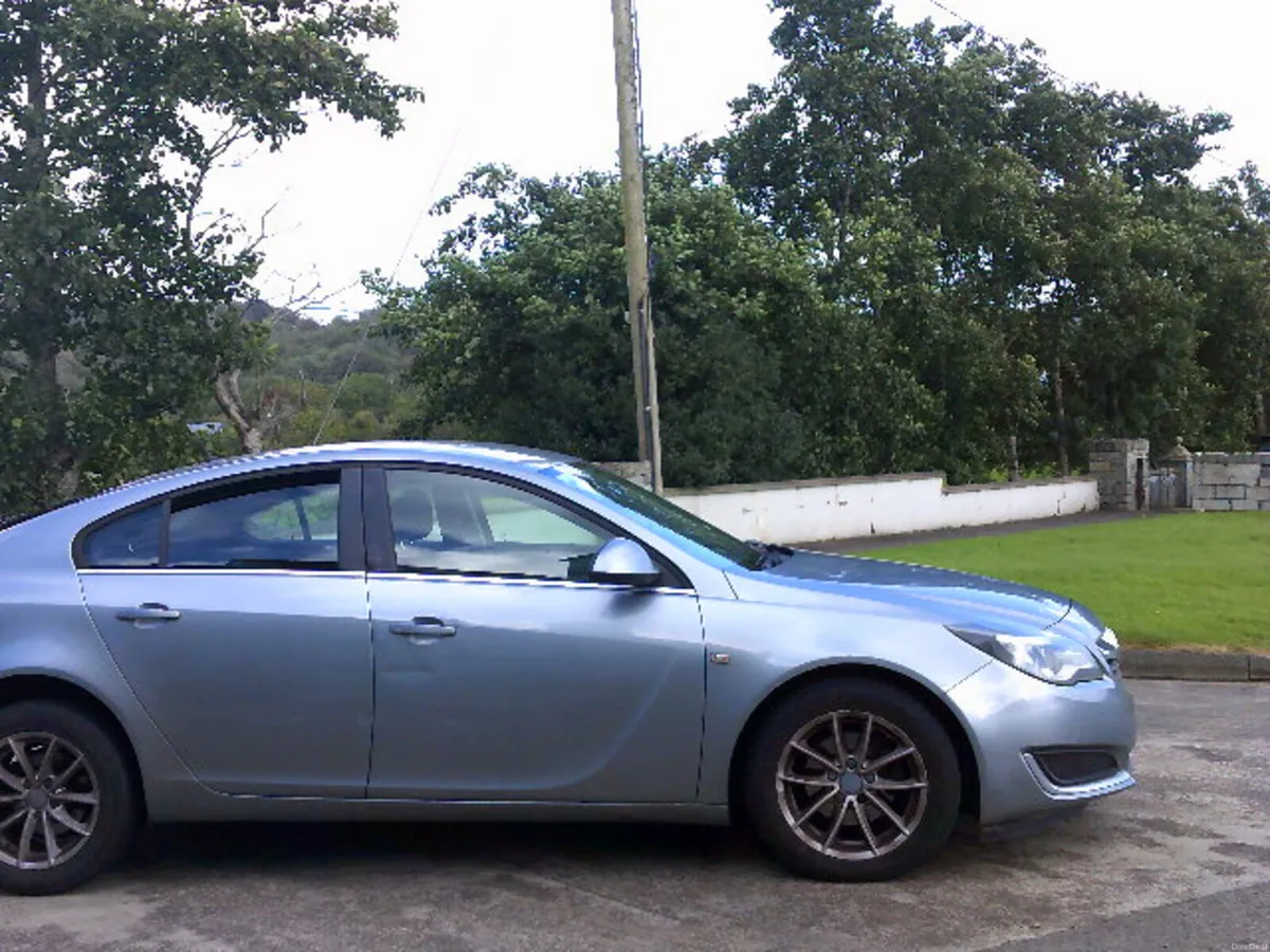Vauxhall Insignia 2013--TAX & NCT TE 2027 - Image 4