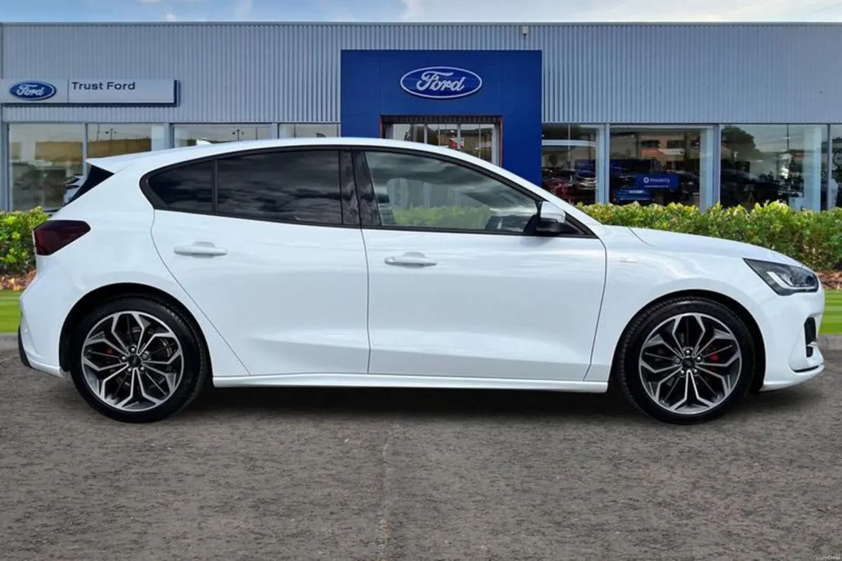 Other Other 1.0 EcoBoost Hybrid mHEV 155 ST-Line X - Image 3