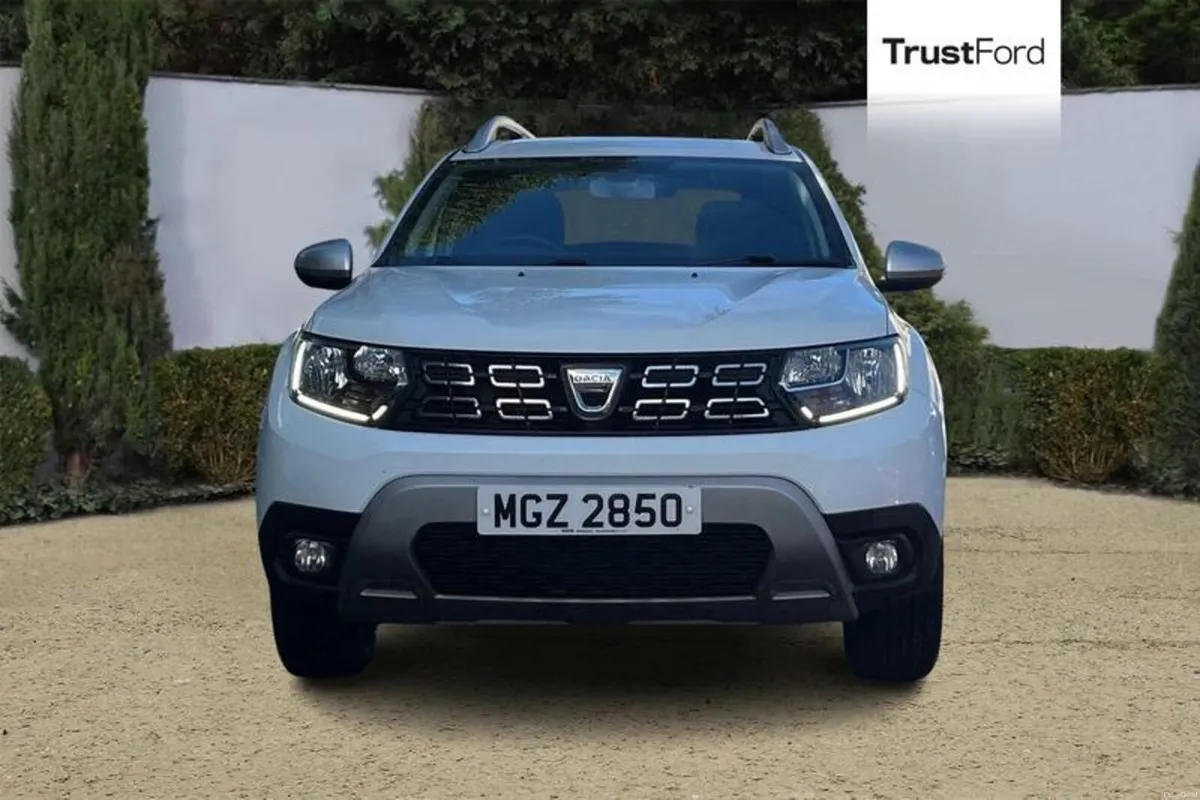 Dacia Duster 1.6 SCe Comfort 5dr - Image 6