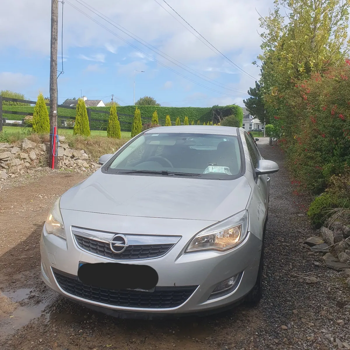 Opel Astra S 1.3 CDTI 2011 - Image 2