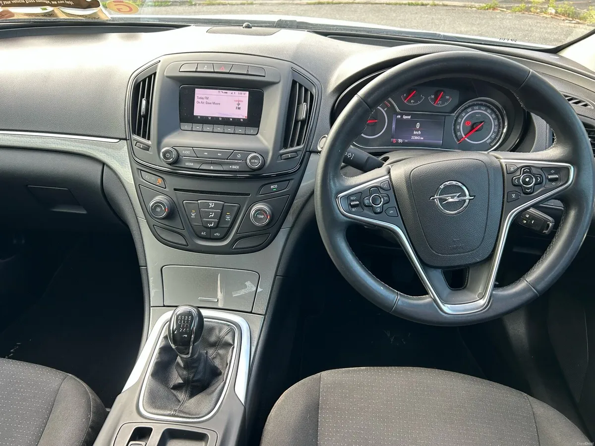 2015 Opel Insignia 1.4T Petrol - Image 6